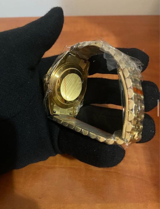 Rolex Day-Date 41mm Full Gold *NOVO*