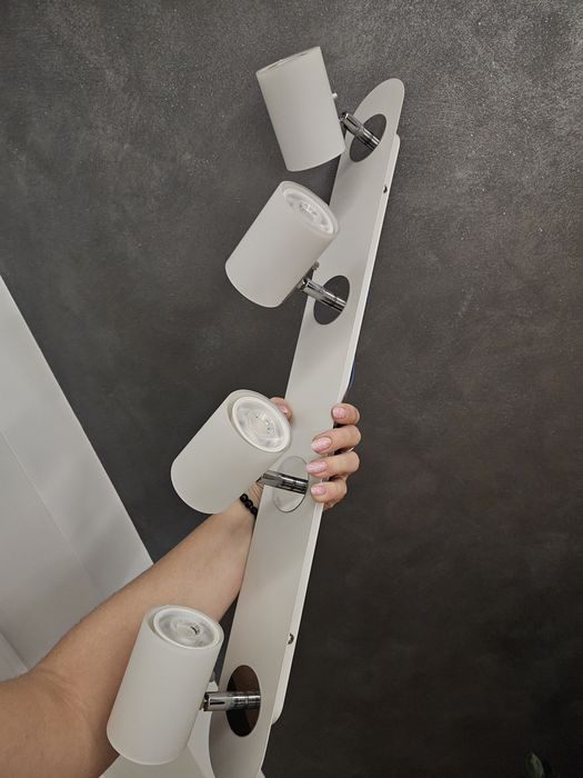 Lampa sufitowa spot biała