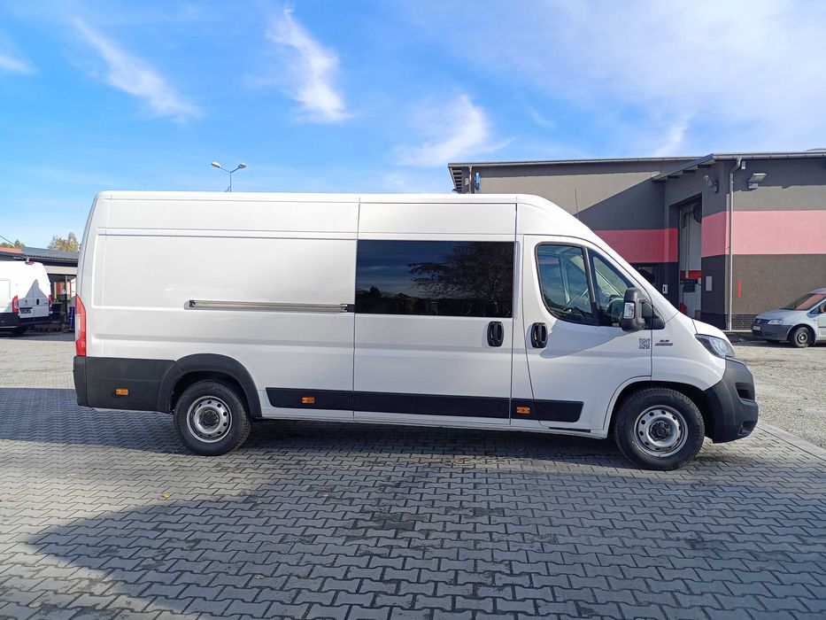 Wynajem busa Fiat Ducato Brygadówka 7 osobowa/ 2020r/160KM