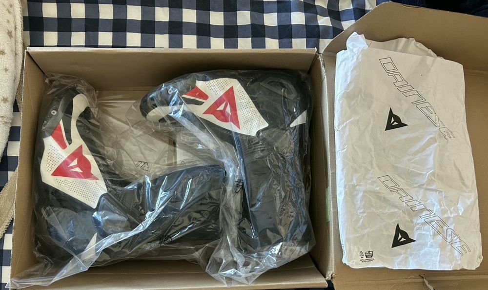 Dainese Axial 2 nr 40 Unisexo