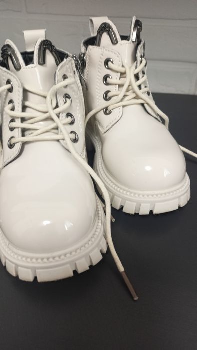 Черевики для дівчинки