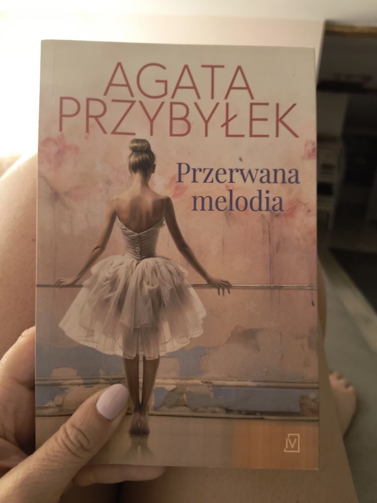 Przerwana melodia.agata przybyłek