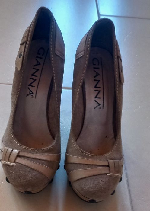 Sapatos em pele - Tamanho 36