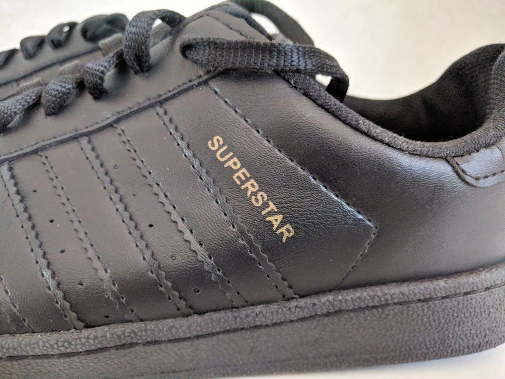 Кроссовки Adidas Superstar