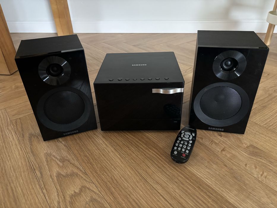Wieża mini radio Samsung E320