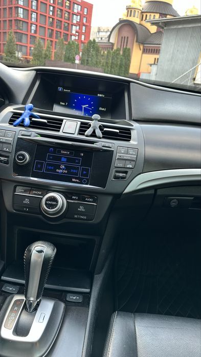 До вашої уваги Honda crosstour 2013р не потребує  вкладень