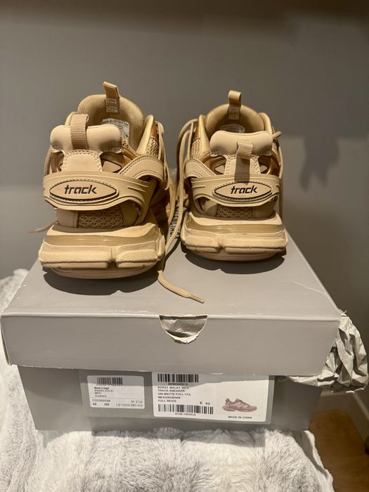 Beżowe sneakersy Balenciaga  - rozmiar  42