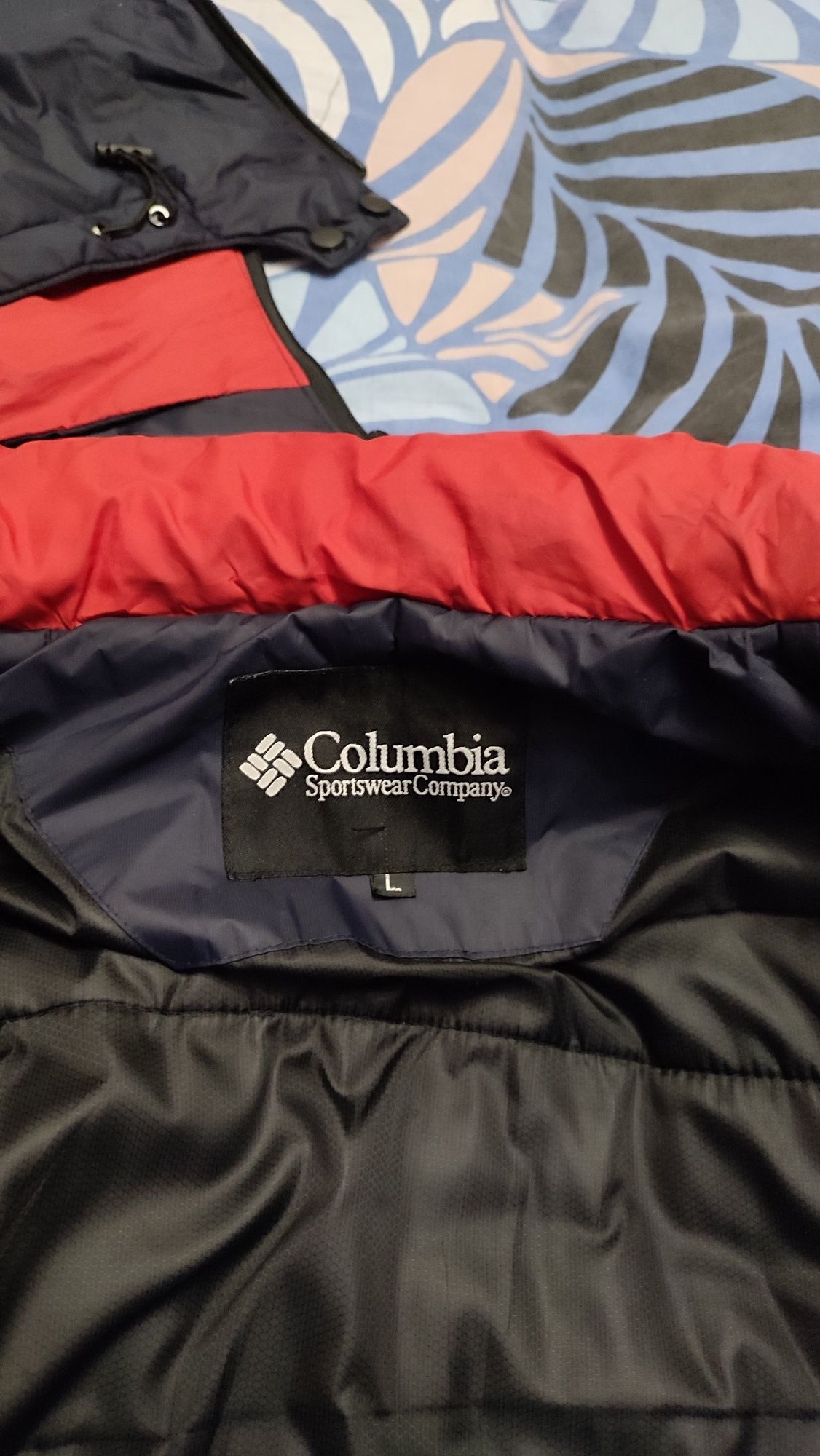 Продам зимнюю куртку Columbia 48/L