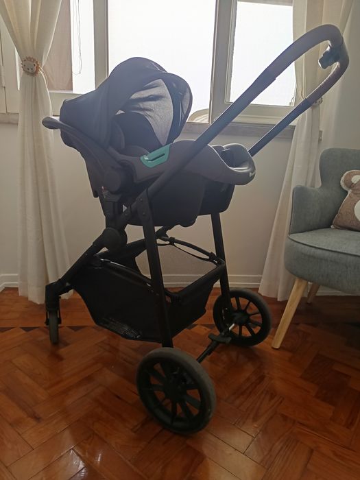 Carrinho de bebé 3 em 1