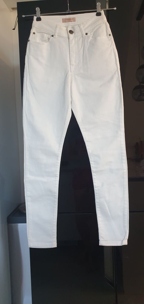 Spodnie jeansowe Twinset oryginalne nowe 25