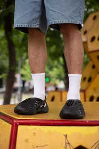 Чоловічі кросівки Yeezy foam runner чорного кольору