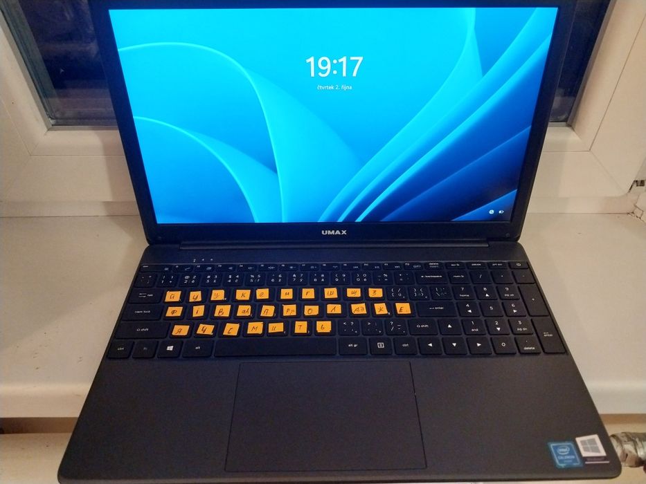 Ноутбук umax n15r
