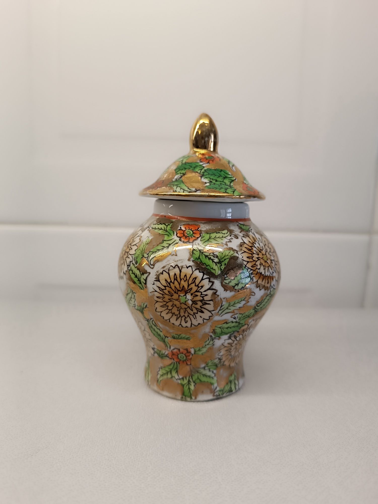 Pote Porcelana Oriental. Vintage. 12 cm. Excelente Estado