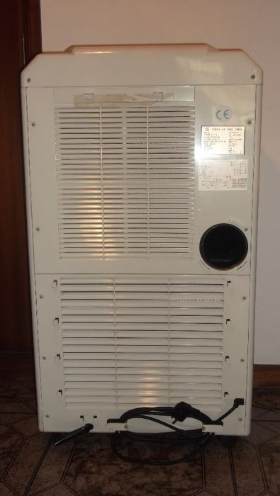 A / C portátil com comando