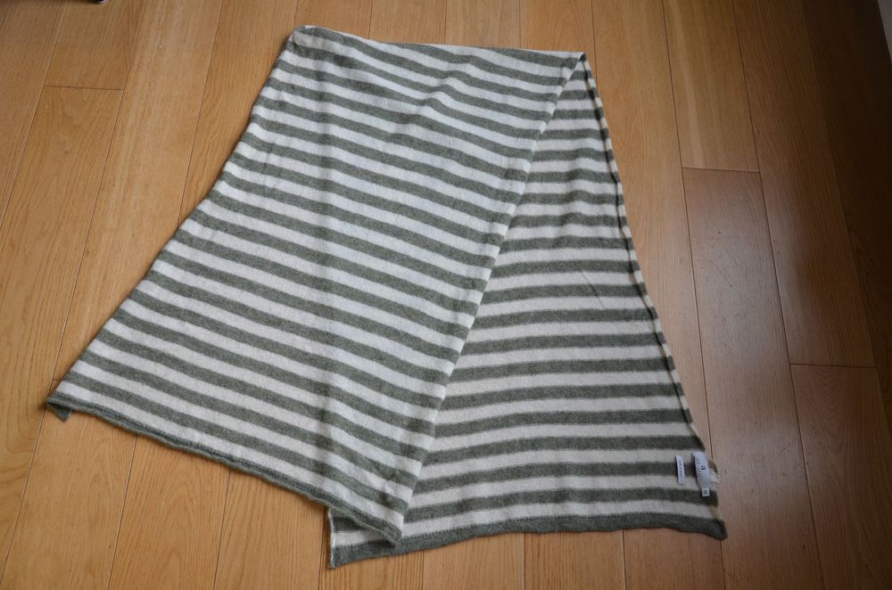 Arnie Says szal szalik palace  virgin wool zielony/ecru