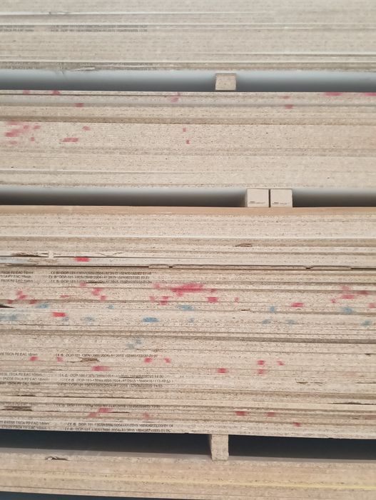 Płyta wiórowa i MDF  laminowana 16 i 18