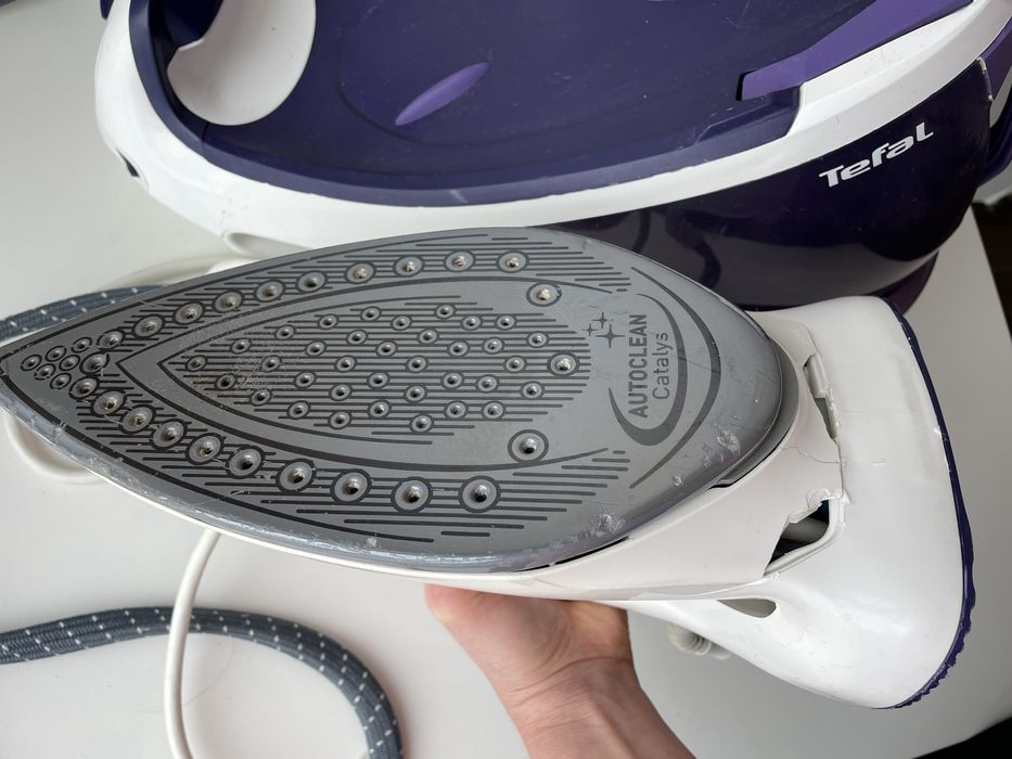 Праска з парогенератором Tefal