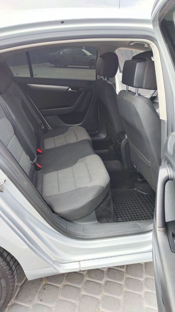 Продам Passat B7 2.0TDI Sedan 2012 Європа
