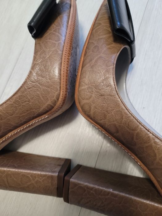 Sapatos em pele  Louis Vuitton