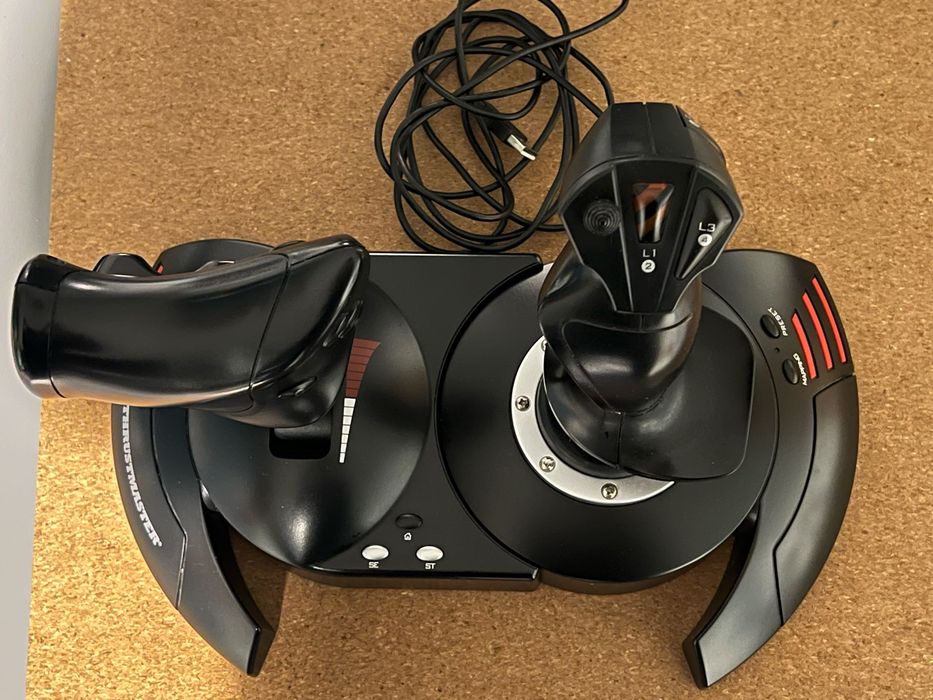 Joystick Thrustmaster Hotas X z przepustnicą