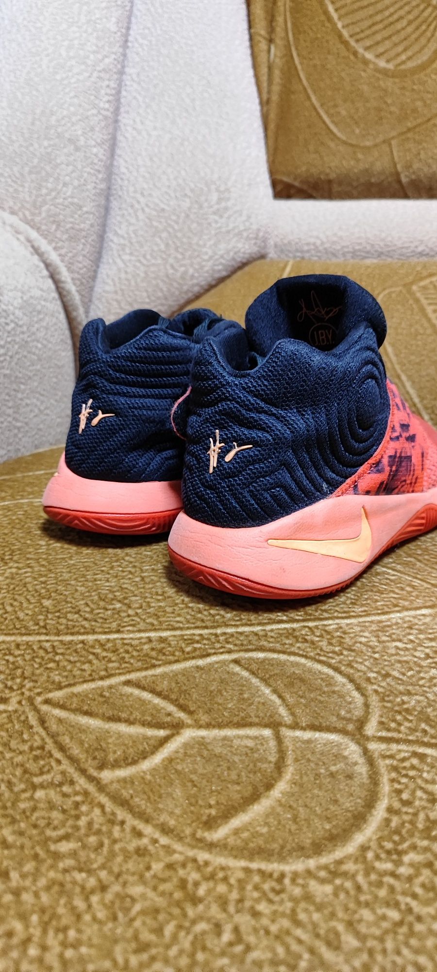 Nike Kyrie 2  б/у