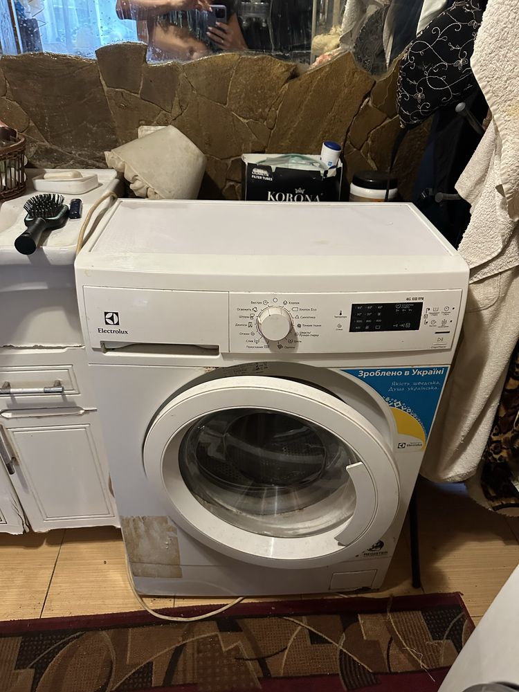 Продам стиральную машинку Electrolux