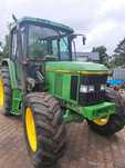 John Deere 6100 nie Renault
