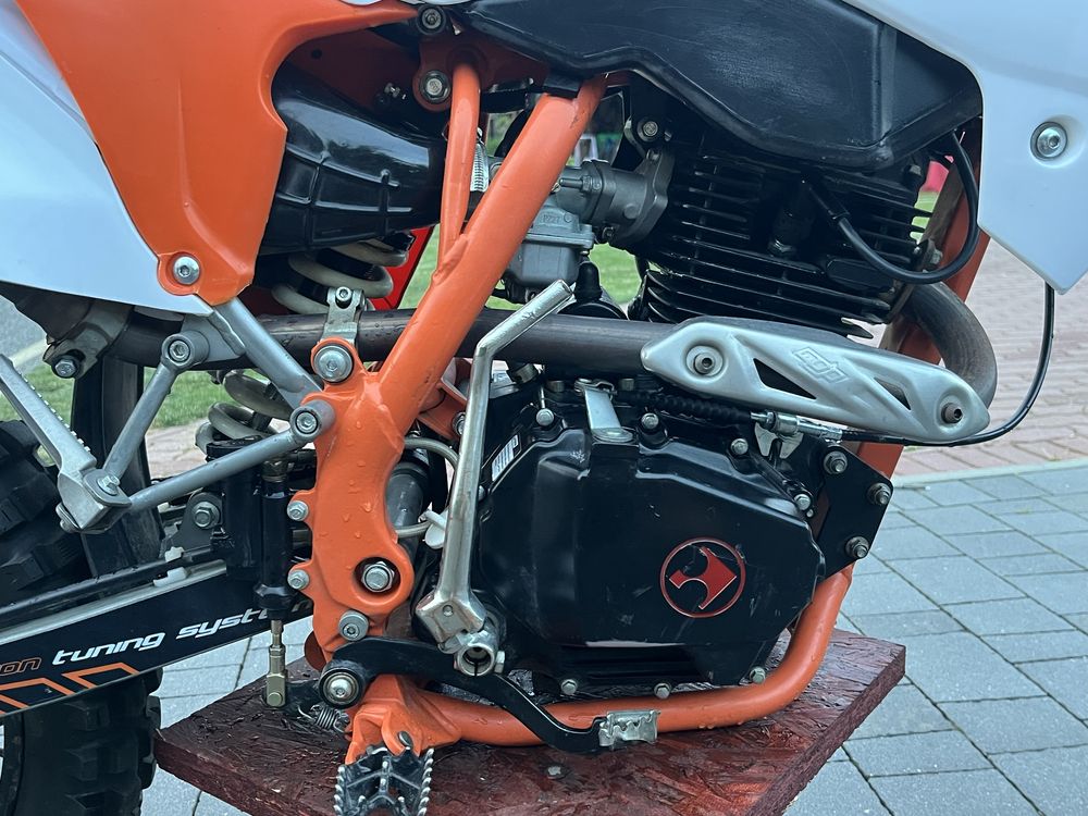 Barton BTS 150cc cross/enduro