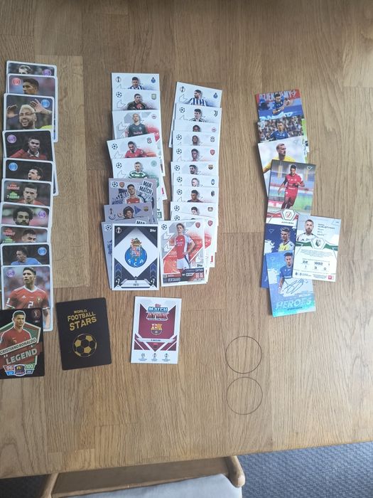 Sprzedam karty z piłkarzami