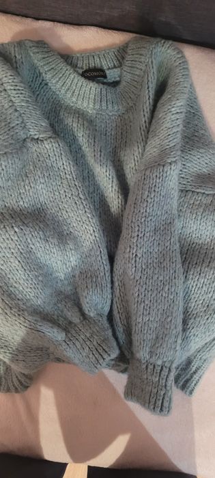 Cocomore miętowy sweter oversive