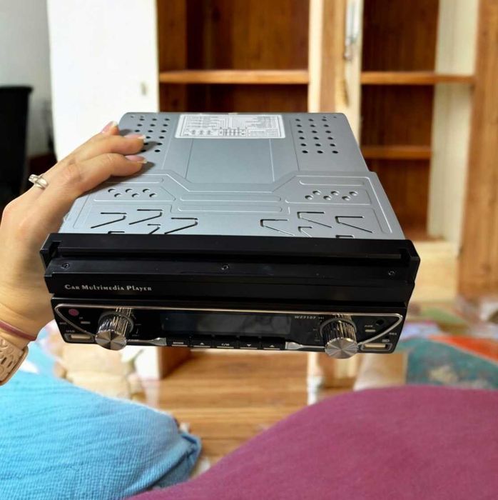 Магнітола в машину автомагнітола з 7 дюймовим дисплеєм