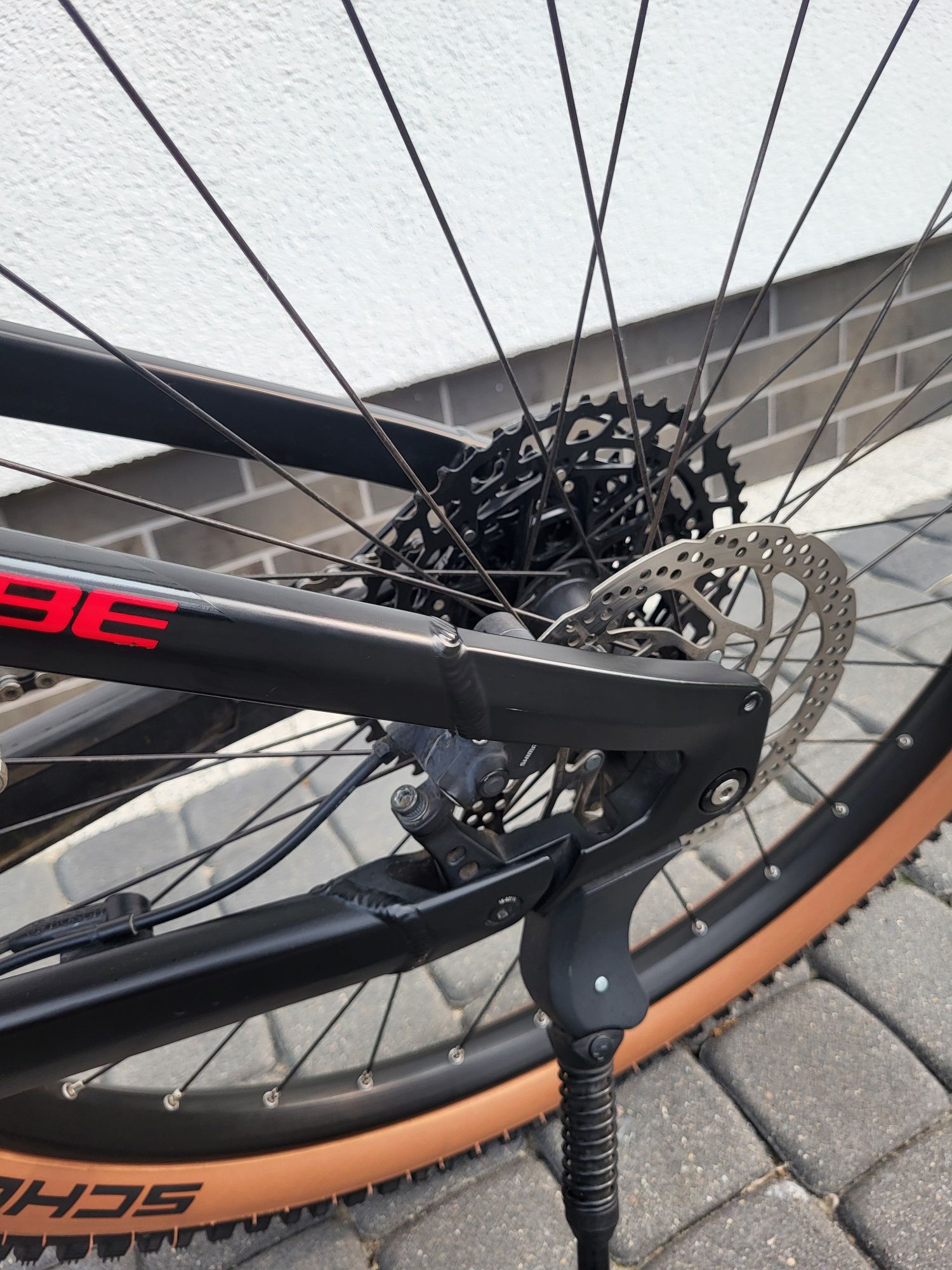 Rower elektryczny 18 M Cube Stereo Hybrid 120 Pro 625