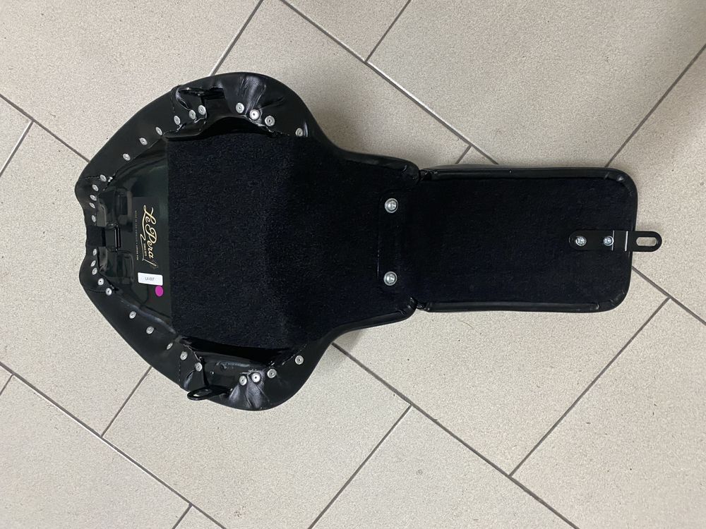 Bancos pele para Harley Davidson Twin Cam Softail Le Pera bare bones