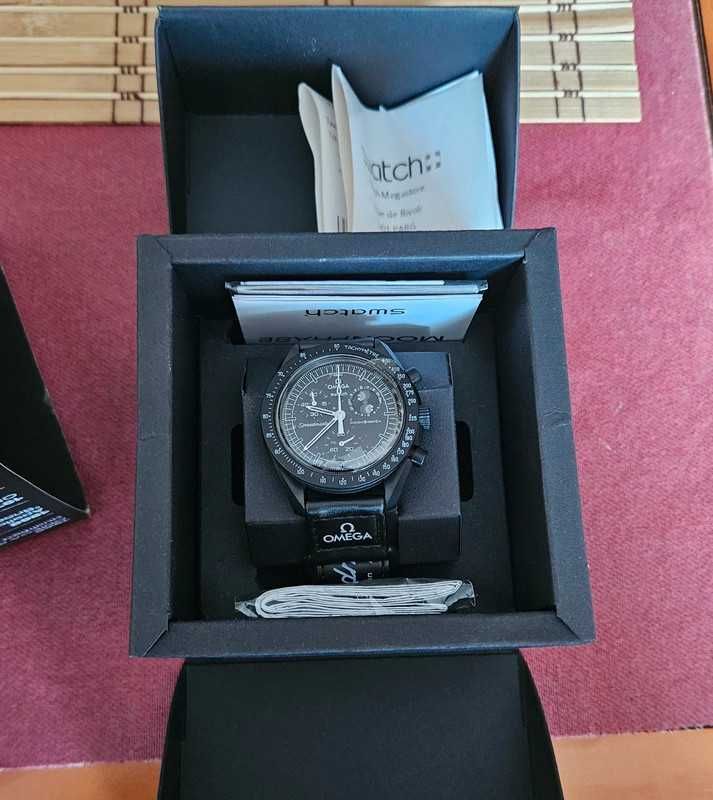 Omega x Swatch Snoopy SO33B700 Kolekcjonerski HIT Zimowy