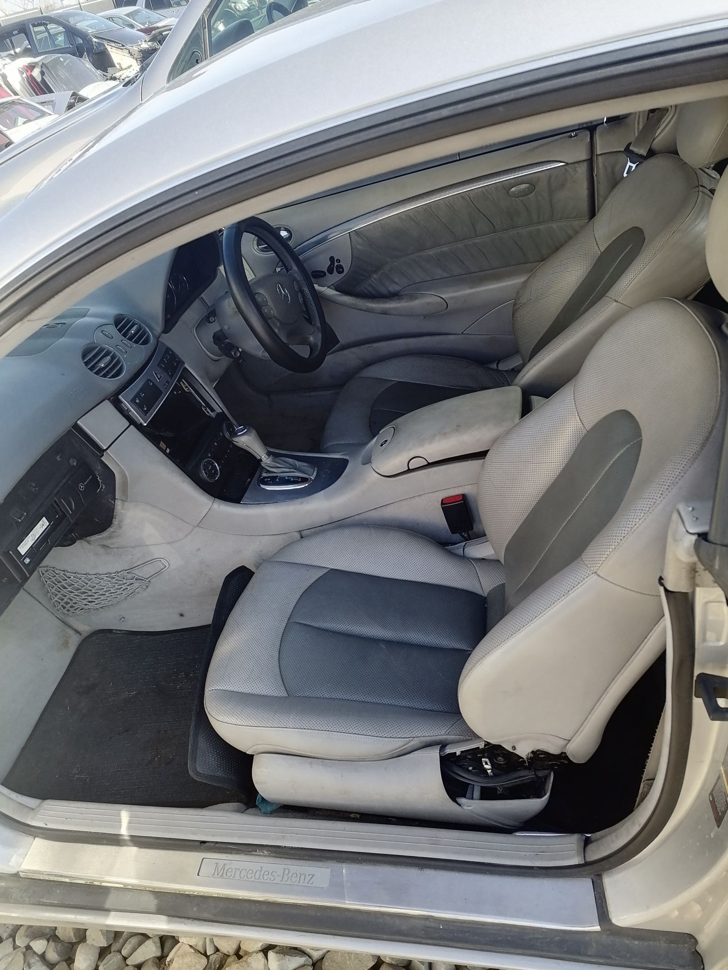 Комплект бампер задній двері чверть дах Мерседес CLK w209