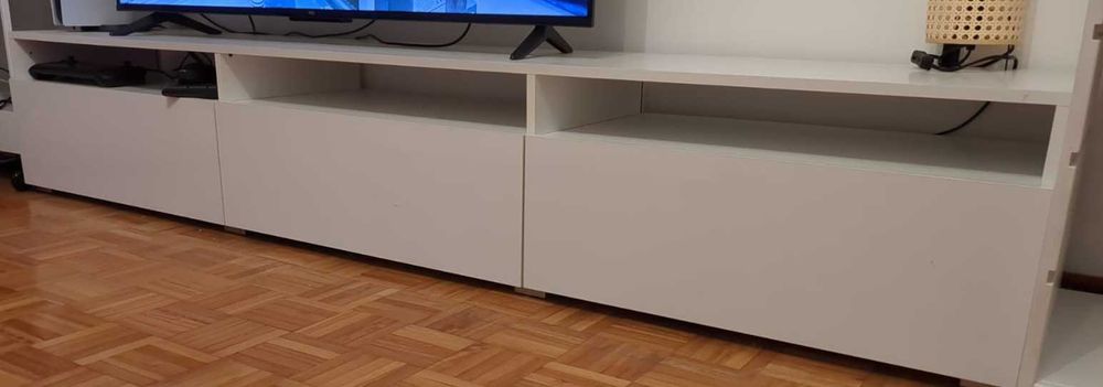 Móveis modernos e elegantes para sala de estar