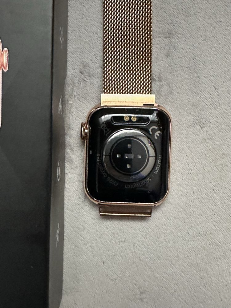 Zegarek damski smartwatch