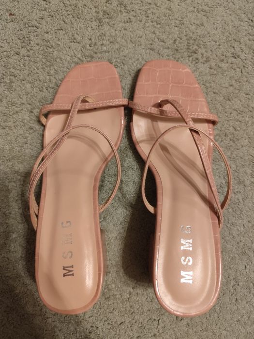 Sandały Różowe Nowe
