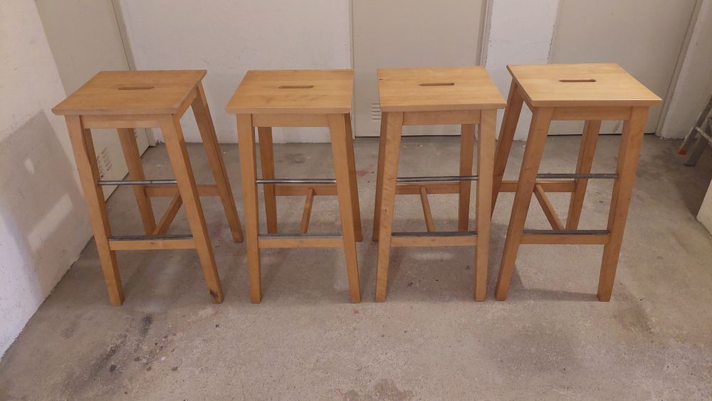 Conjunto de 4 bancos altos Ikea Bosse