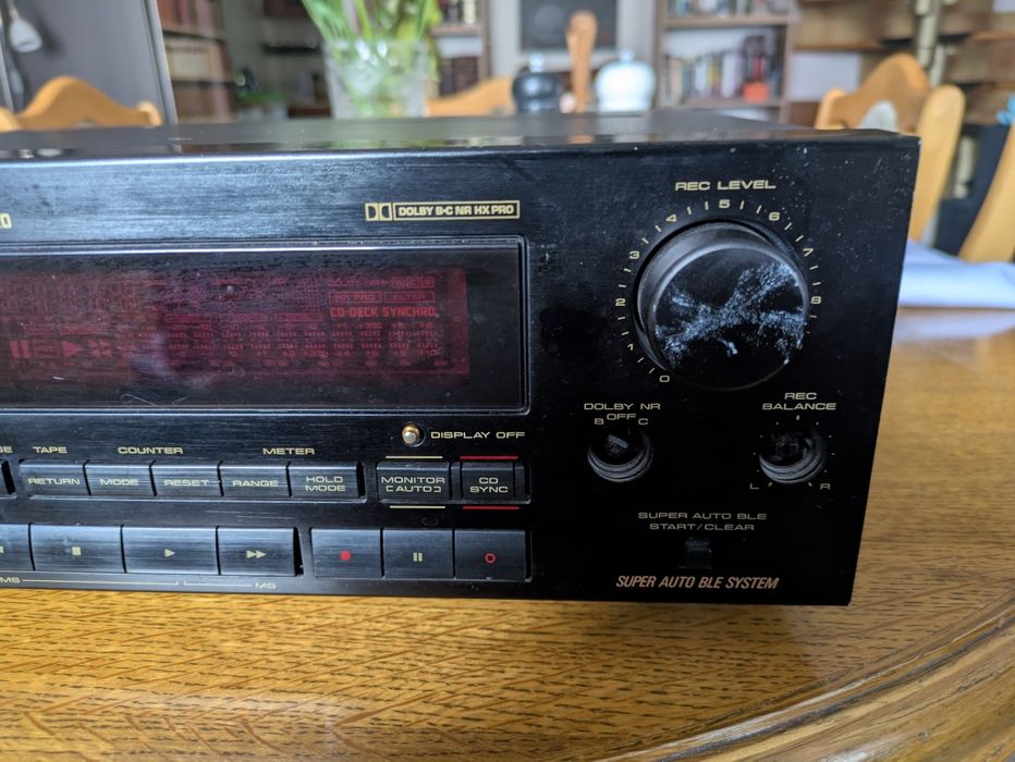 Pioneer CT-676 cassette deck magnetofon.