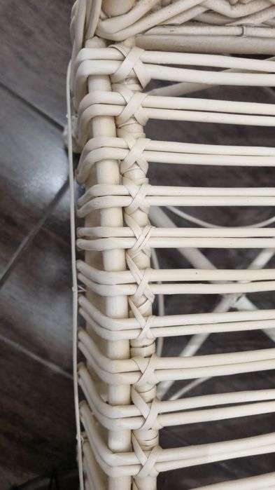 Fotel wiklinowy z poduszką