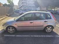 Ford Fiesta 2003 gasolina 5 portas