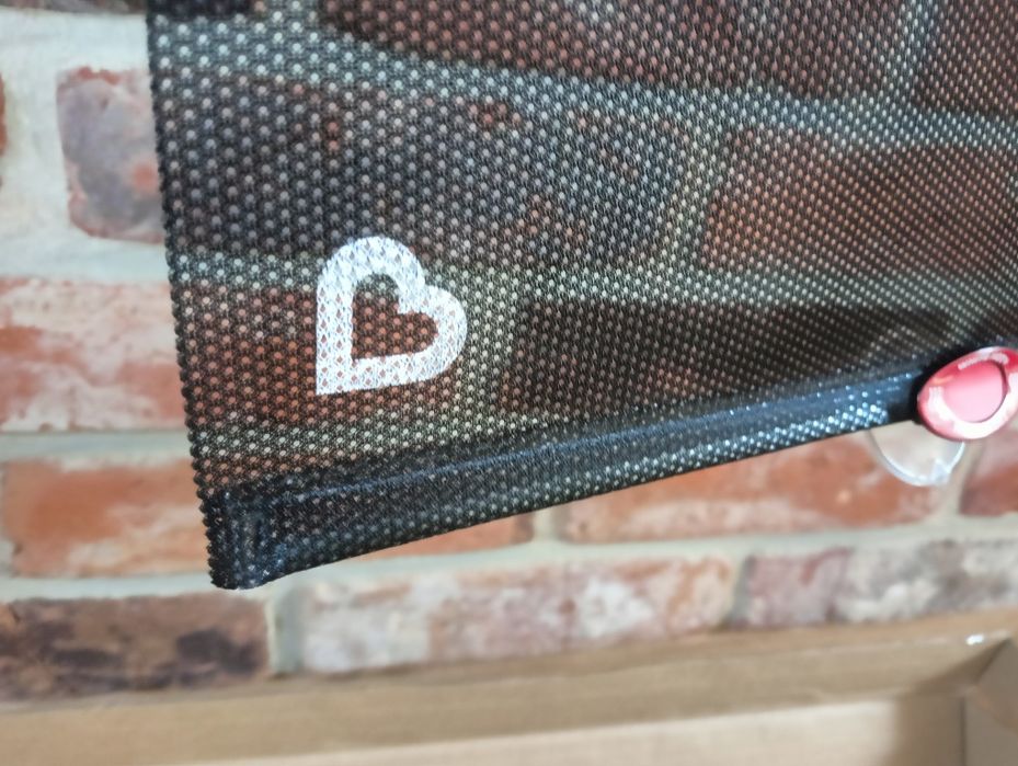 Roletki przeciwsłoneczne do auta.