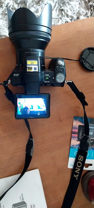 Maquina fotográfica e de filmar da marca sony