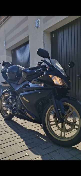 Yamaha yzf r125 motocykl