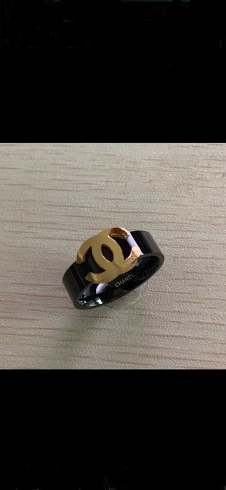 pierścionek czarno złoty c c