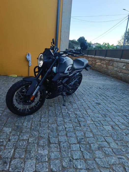 Zontes GK 125 – 2023 – 4.136 km – Como Nova!
