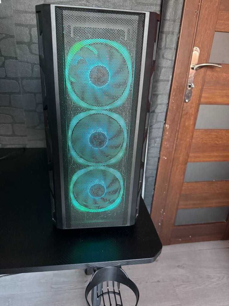 Komputer Gamingowy High-End z Monitorem i Akcesoriami