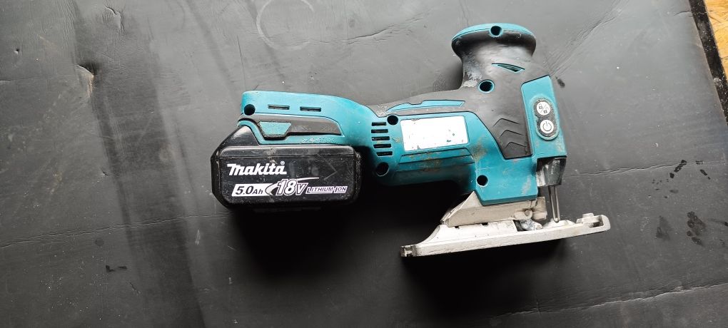 Wyrzynarka Makita djv181