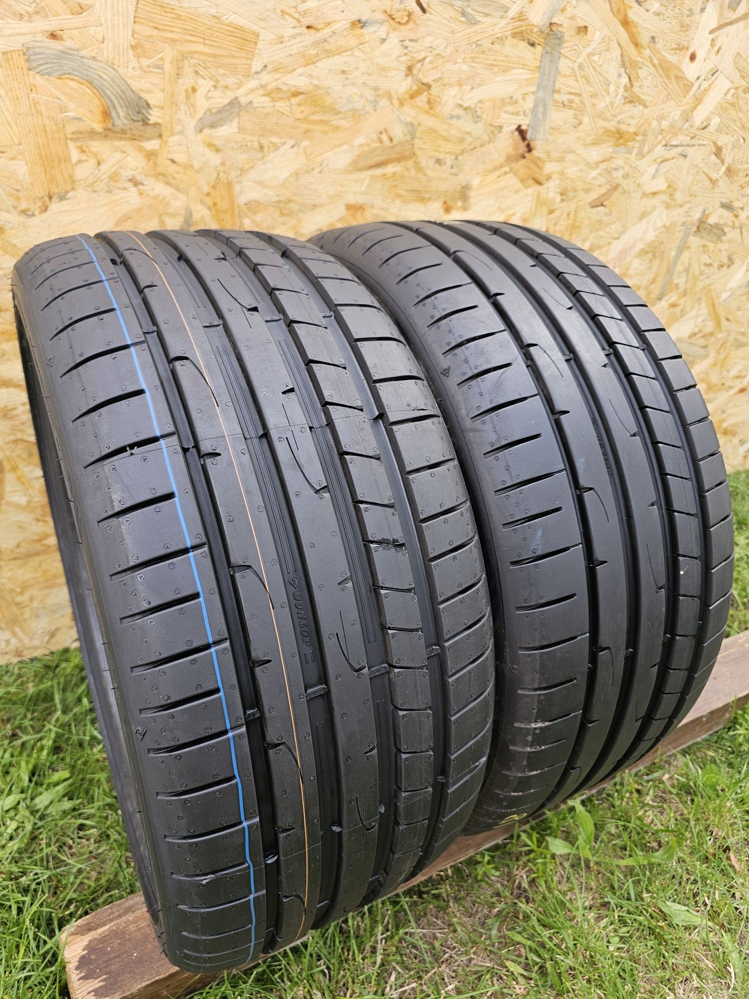 Idealne!!  2023rok!!  225/35 r18 Dunlop Sport Maxx RT2